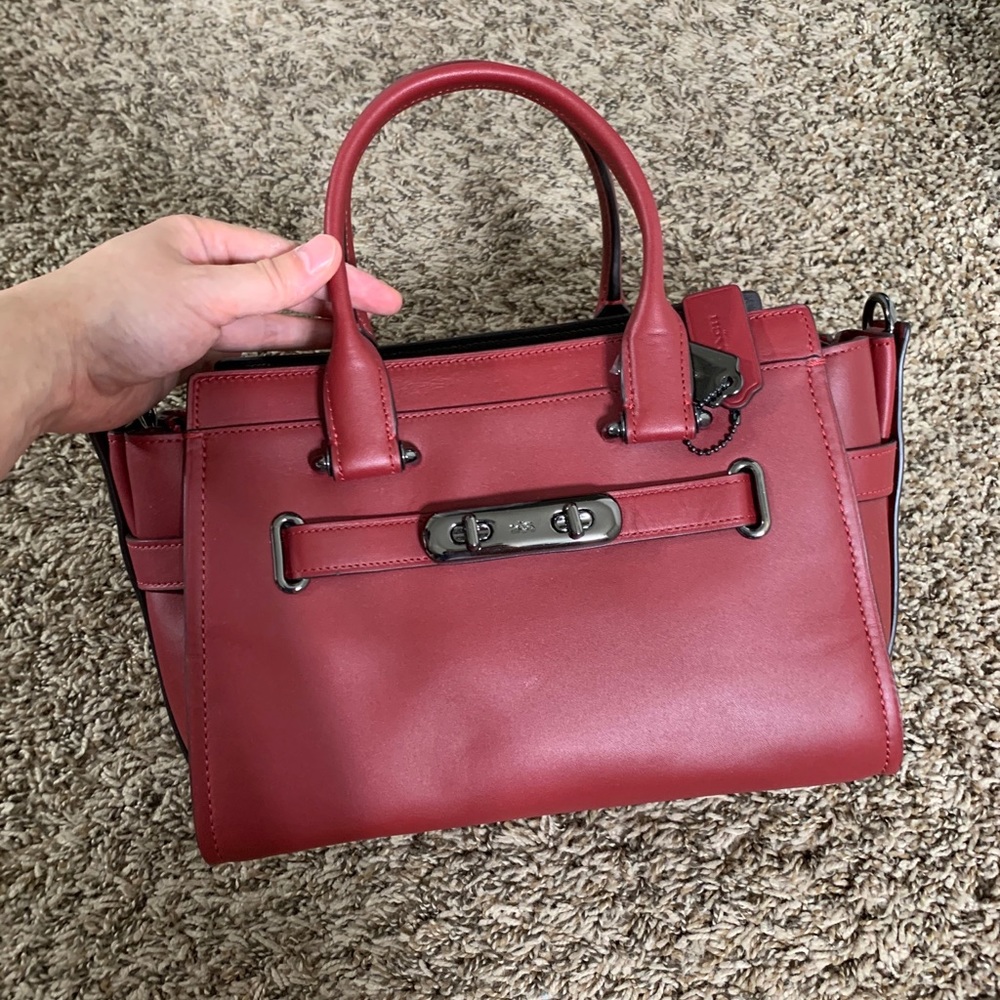 Women’s handbag